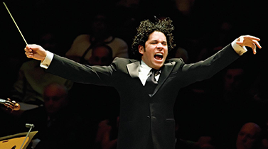 Dudamel Conducts Mahler&rsquo;s Eighth