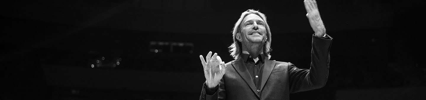 World Premiere of Eric Whitacre's &quot;The Sacred Veil&quot; February 16 &amp; 17