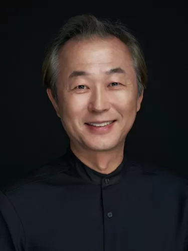 Chung Uk Lee